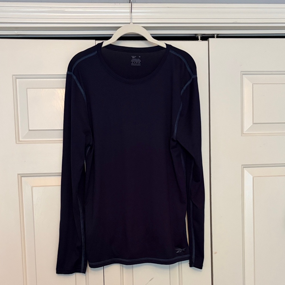 Reebok Men’s Long Sleeve Crew Neck Shirt in Navy with Contrast Stitching